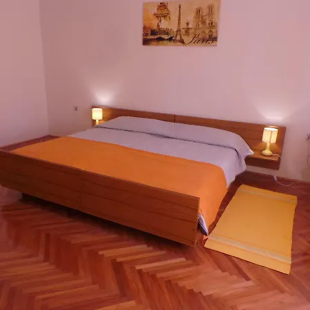 In Pomer Istrien 31052 Appartement *